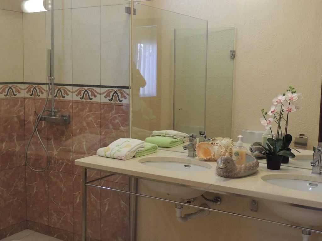 Studio Flat With Pool Funchal Oda fotoğraf